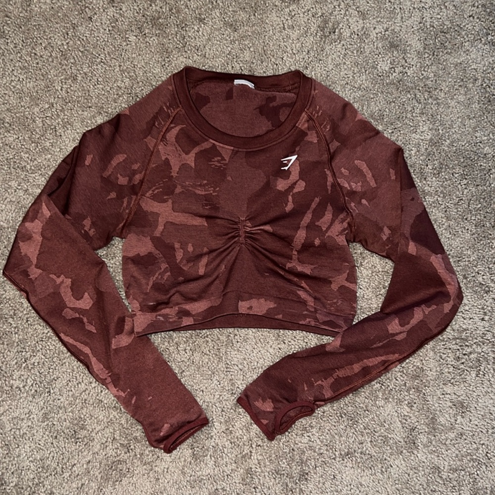 Gymshark Adapt Camo Seamless Long Sleeve Crop Top [[Cherry Brown]]